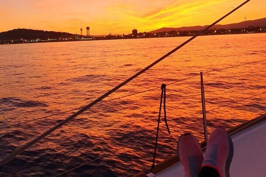 Barcelona Sunset Private Sailing Experience