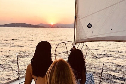 Barcelona Sunset Private Sailing Experience