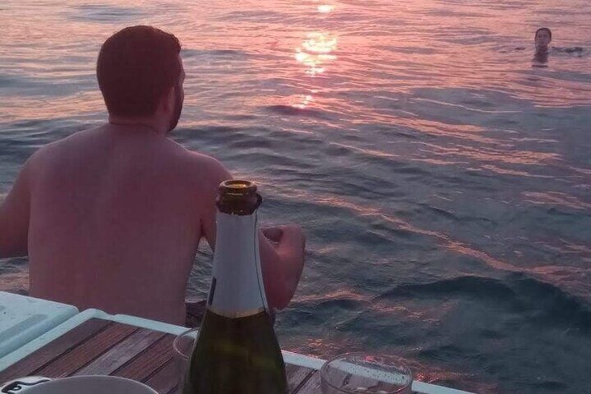 Barcelona Sunset Private Sailing Experience