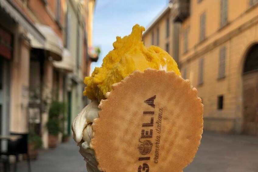 Gelato and stroll along the via Emilia