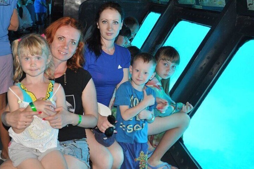Paradise Conquest Semi Submarine & Parasailing Adventure Hurghada