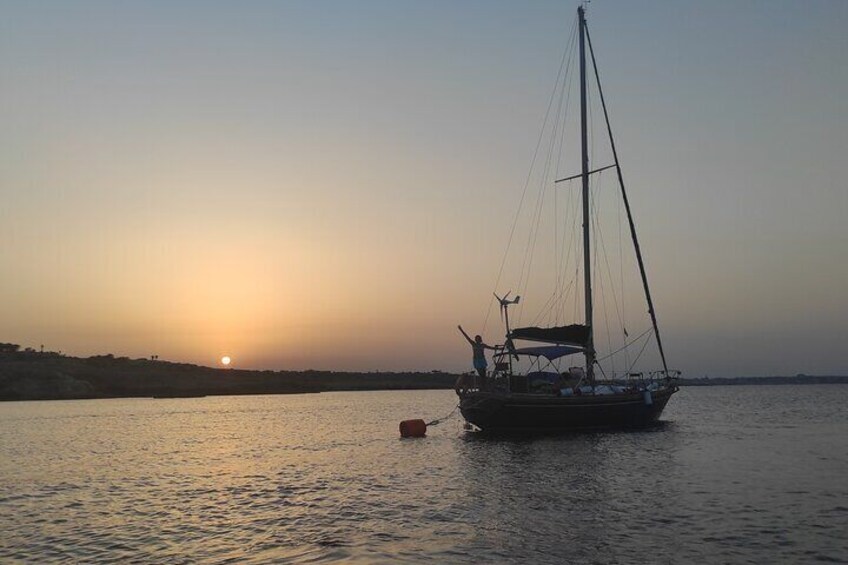 Watch the sunsets with us 