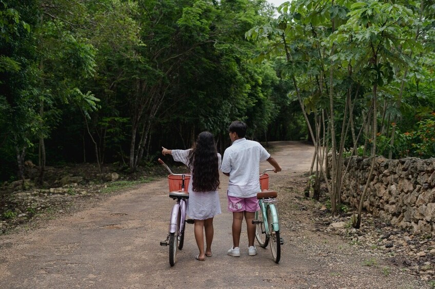 Ki’ichpam Xunáan All-Inclusive Cenotes Park & Culinary Workshops