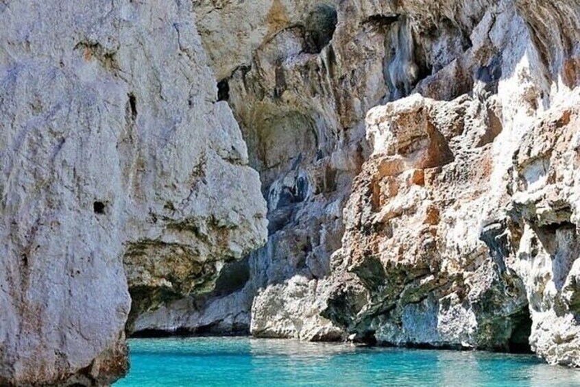 Private 3 islands boat tour & blue lagoon or blue cave