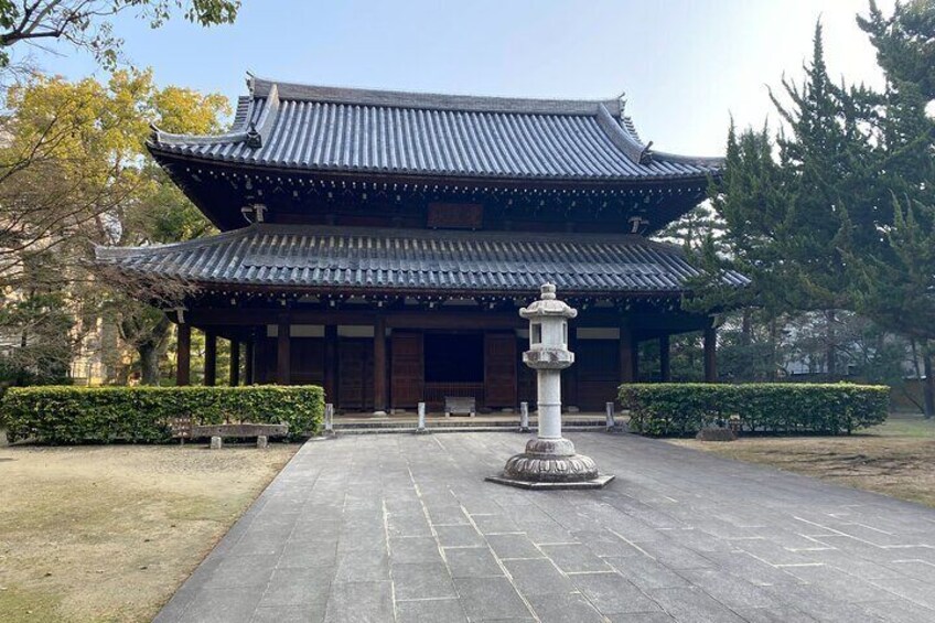Exploring Hakata: Temples Shrines and Scenic Treasures