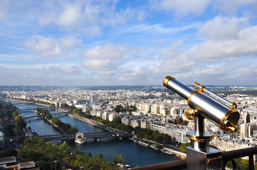 Guided Eiffel Tower Climb: Optional Upgrade to Summit