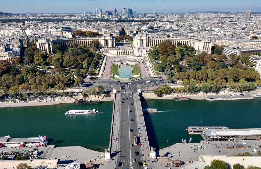 Paris Highlights Full-Day Tour: Eiffel Tower Summit & More