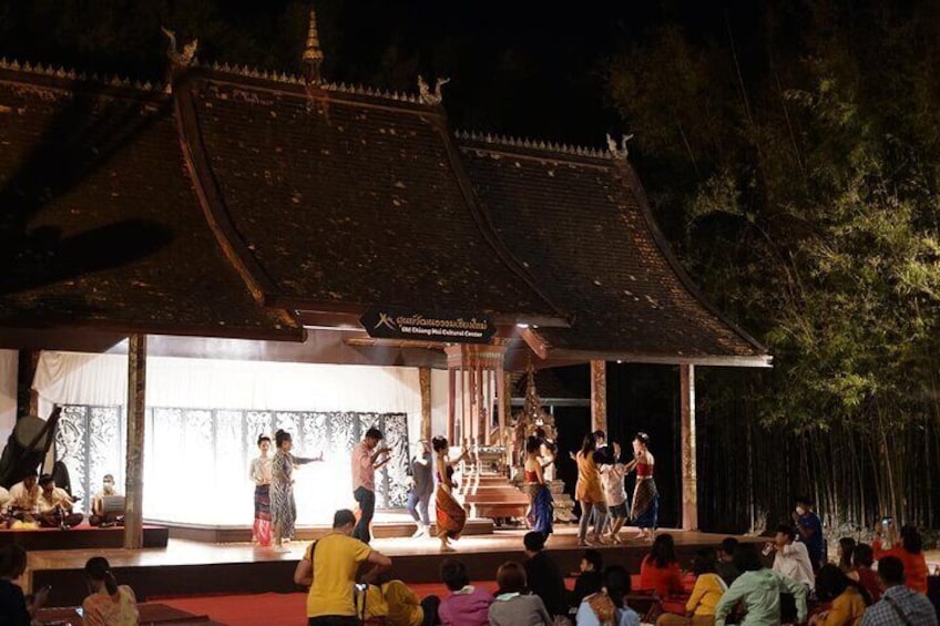 Traditional Lanna Show at Old Chiangmai Cultural Center