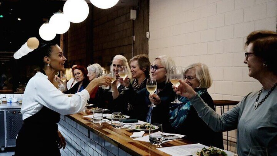 Sommelier Buenos Aires: Premium Olive oil, wine and tapas tasting experience