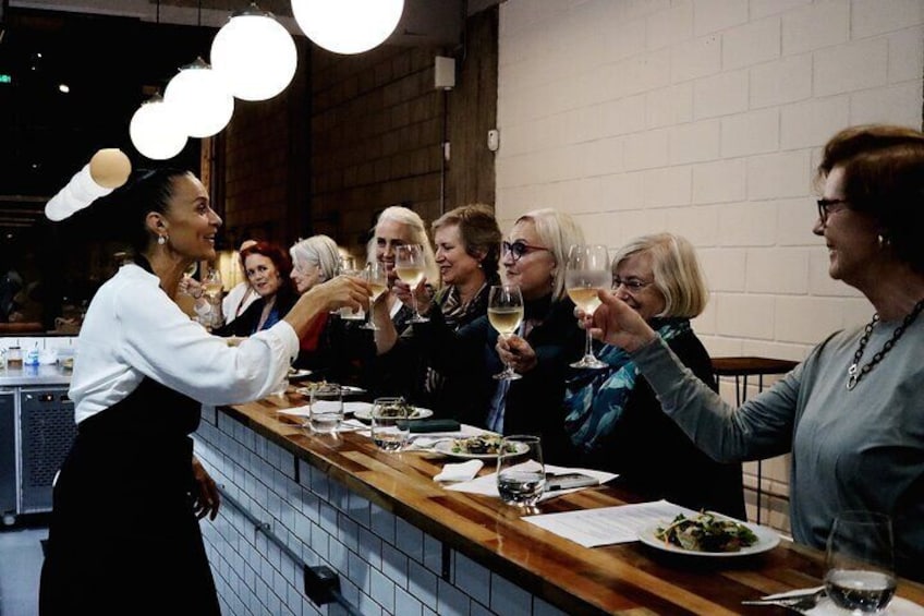 Sommelier Buenos Aires: Premium Olive oil, wine and tapas tasting experience
