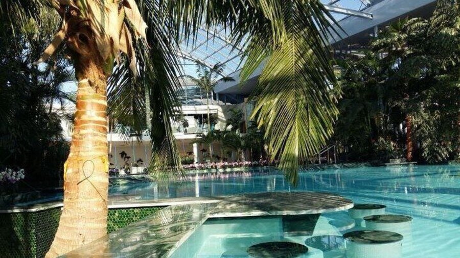 Elysium: Ultimate Pampering Experience at Therme Spa and Wellness