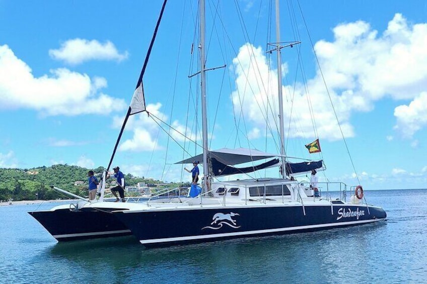 Champagne and Lobster Snorkeling Cruise 