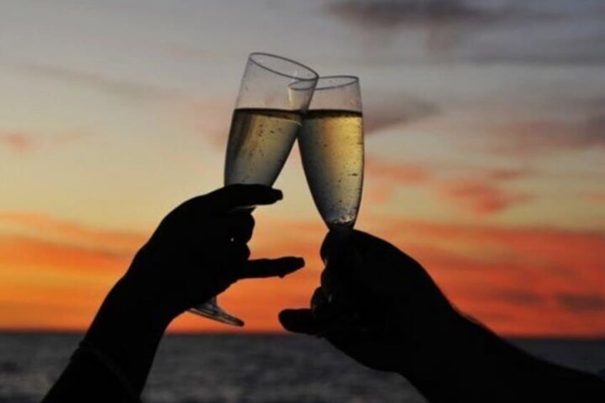 Bora Bora Luxury Private Sunset Cruise