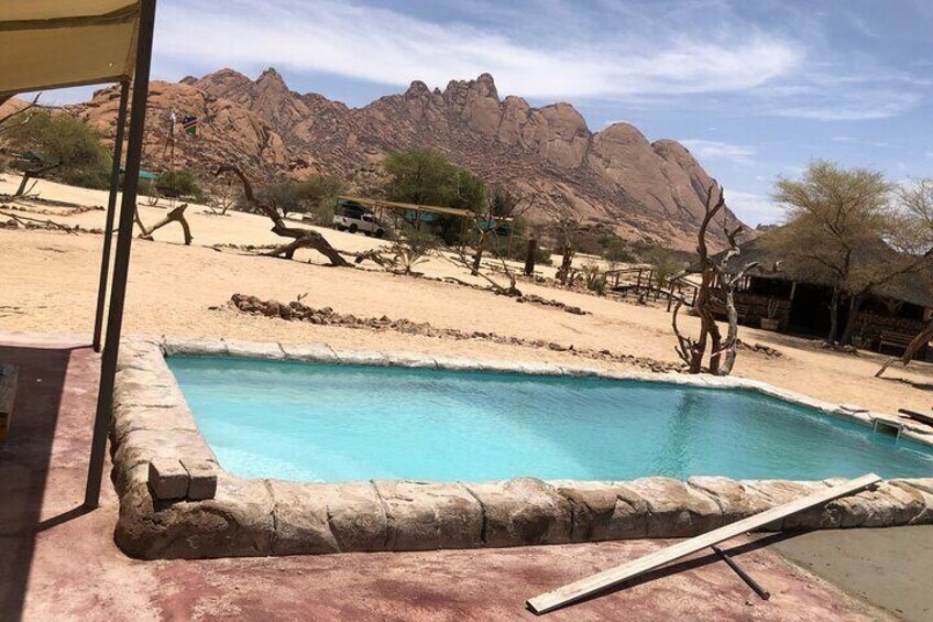 2 Days Spitzkoppe Budget Guided