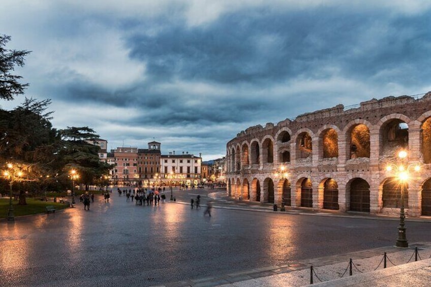Verona Highlights: Arena and Juliet House Private Walking Tour