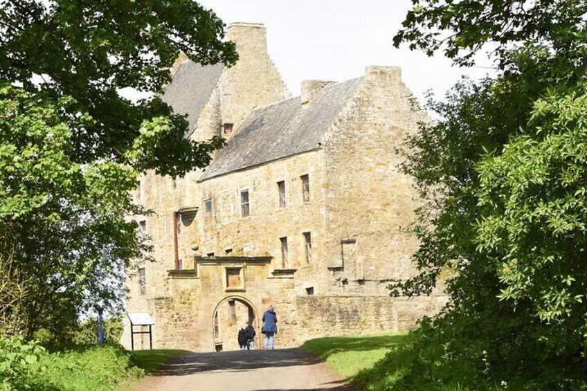 Lallybroch Outlander tours