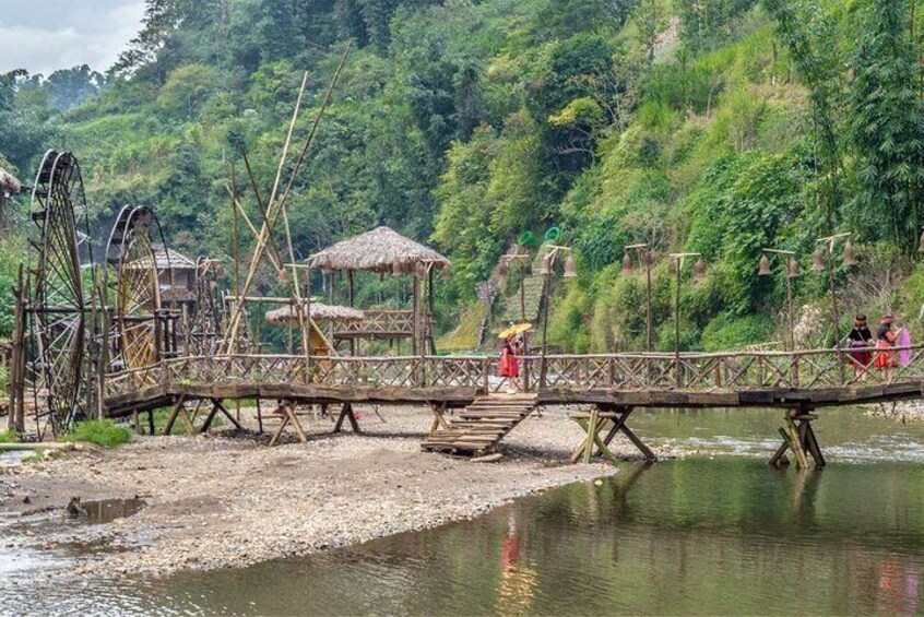 Half-day Cat Cat Village Tour from Sapa: Guided + ticket