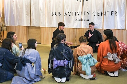 Tea Ceremony & Japanese Sweets Experience in Kimono