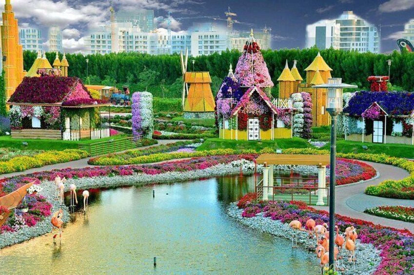 Miracle Garden and Global Village Ticket in Dubai with Transfer