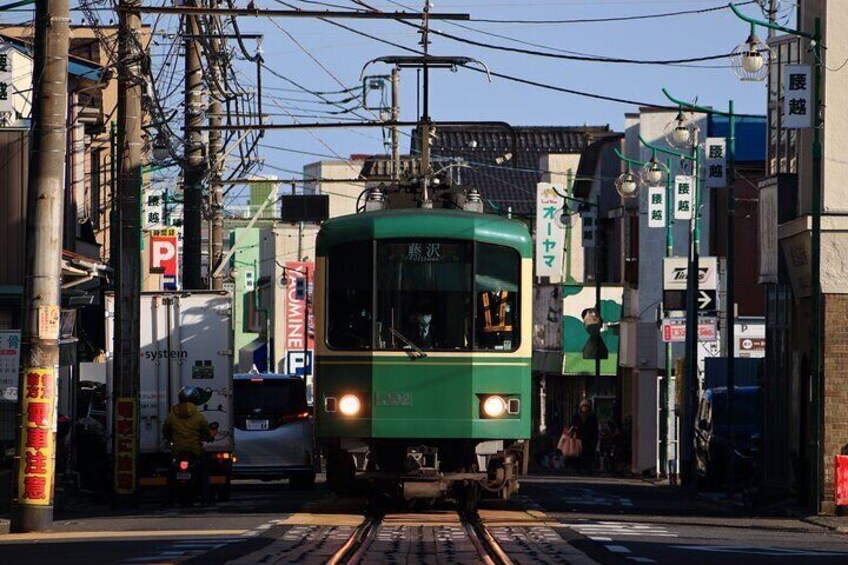 Explore Kamakura Enoden Slam Dunk Spot and Scenic Views