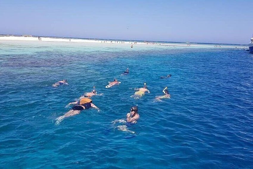 Luxurious Yacht Excursion Diving with Water Sport and Lunch