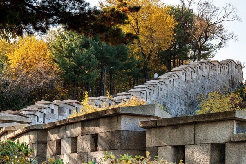 Seoul Unveiled: Untold Stories and Lost Histories