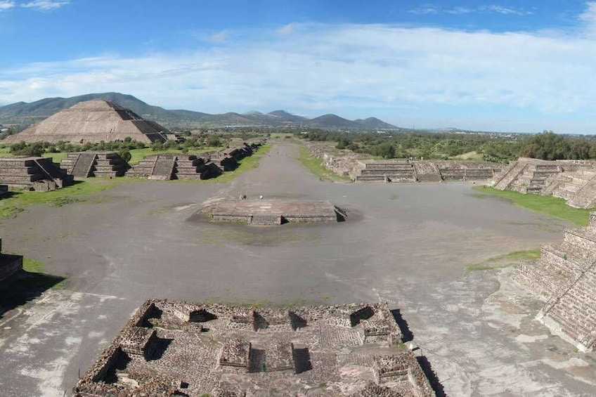 Turitour Teotihuacan Pyramids
