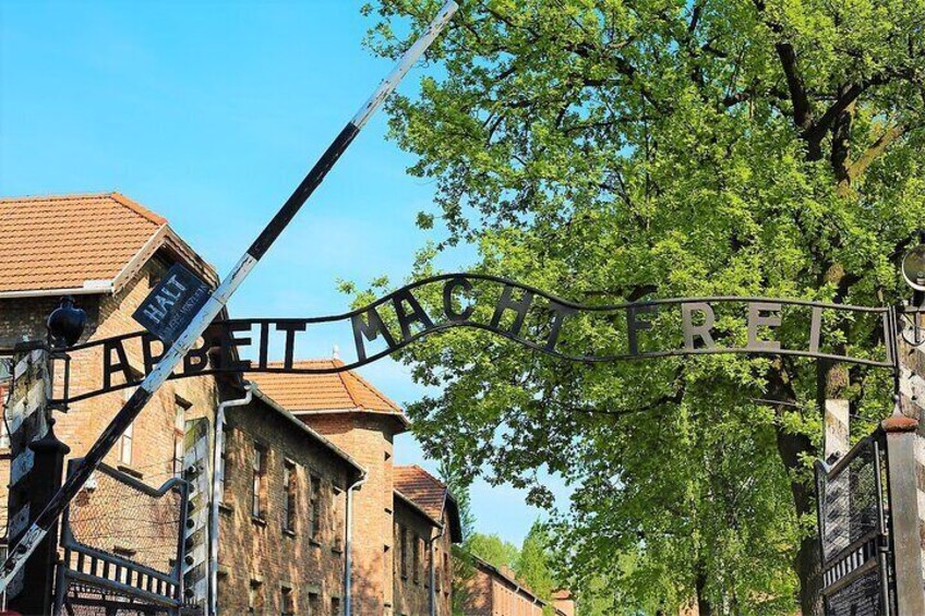 Auschwitz-Birkenau Tour with Private Transport