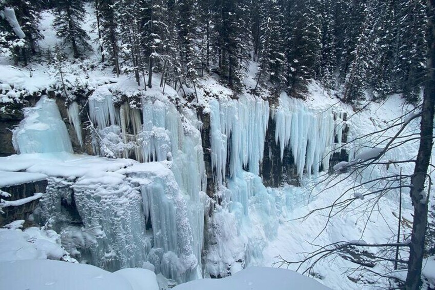 Johnston Canyon Private Guided Icewalk