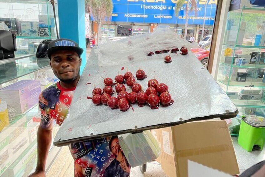 Santo Domingo City Life Lunch and Transportation Tour