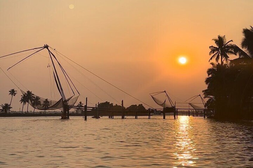 Kochi Kayaking Tour: Sunrise, Sunset & Floating Experience
