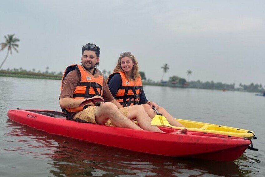 Kochi Kayaking Tour: Sunrise, Sunset & Floating Experience