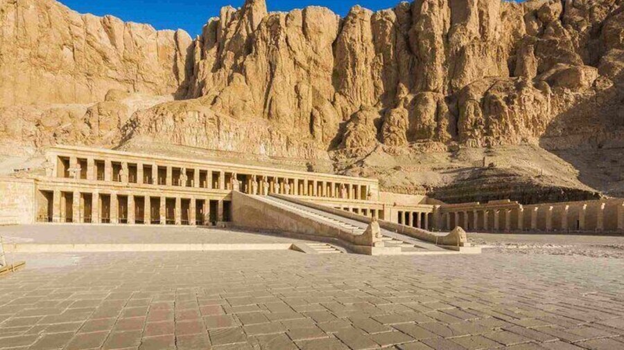 Full-Day Trip from Hurghada to Luxor Temples and Tombs
