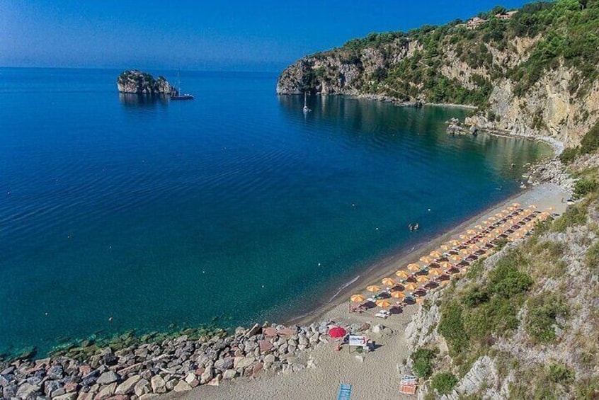 Boat excursion and stop at Lido Marinella Marechiaro