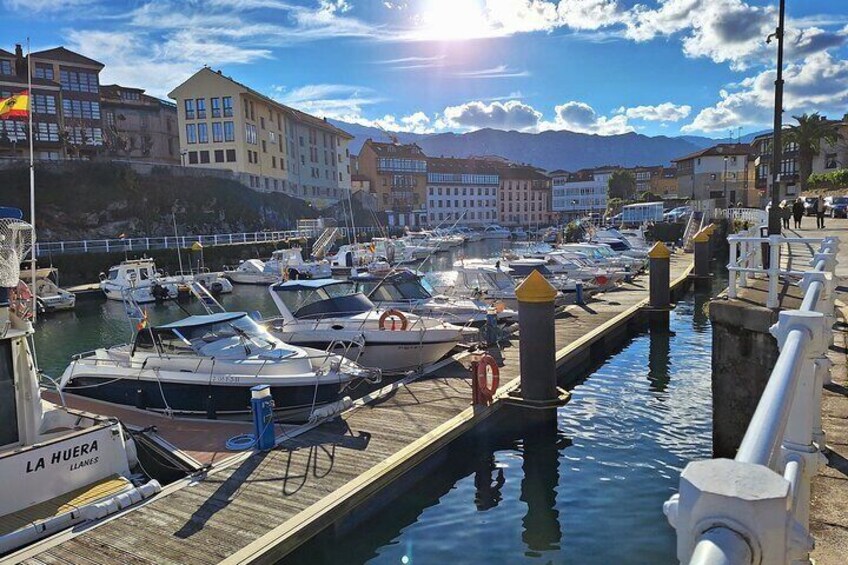 Tour Llanes and Ethnographic Museum of Eastern Asturias