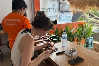 Bali: Clase de fabricación de joyas de plata en Canggu