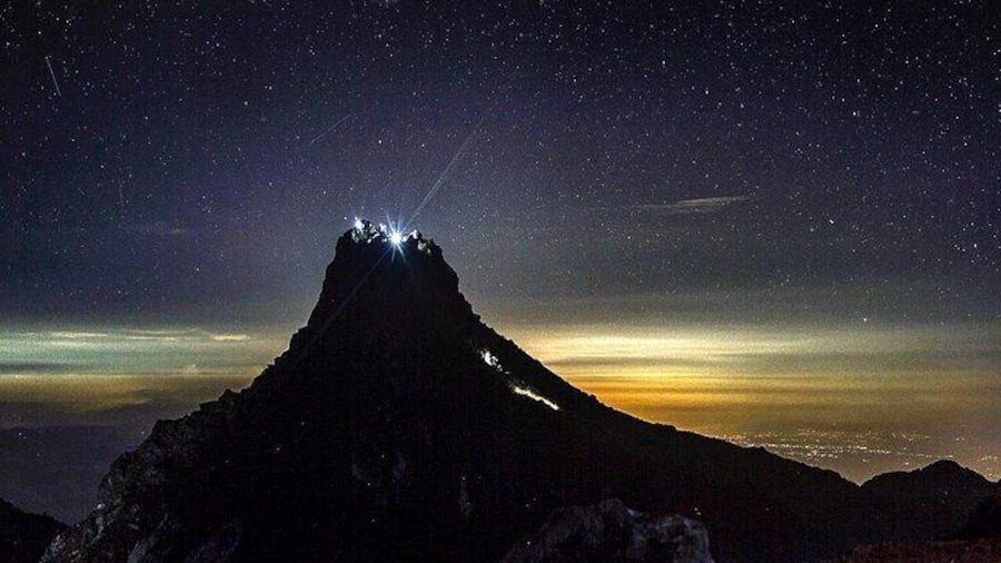 Mount Sibayak Sunrise Hike from Berastagi