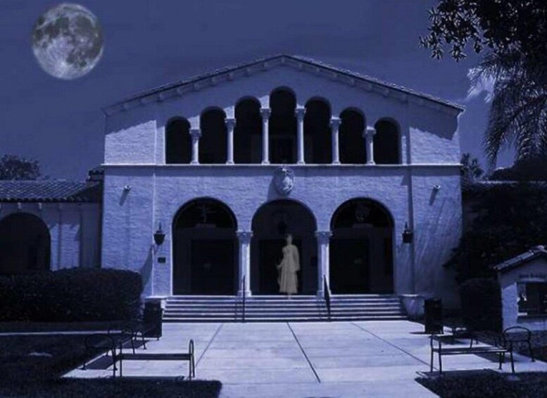 Picture 6 for Activity Winter Park: Guided Ghost Walking Tour