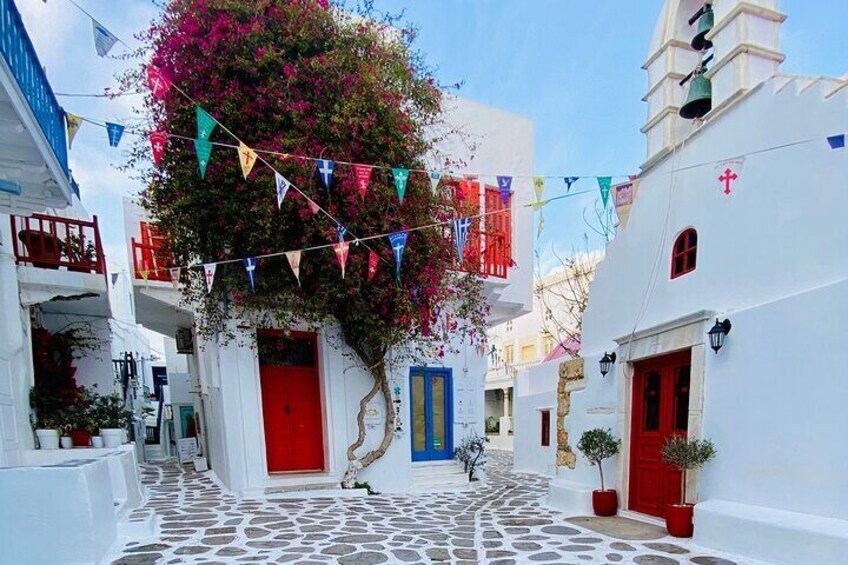 Mykonos' Old Town: A Self-Guided Audio Tour