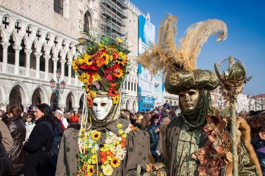 Venice: Private Carnival Mask Making with a Local Artisan