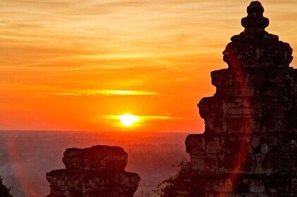 Ancient Temple Explorer Exclusive 3-Day Private Tour