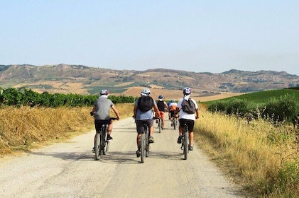 From Castellammare to Scopello e bike tour