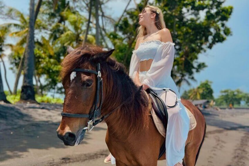 Bali Horse Riding Experience at Saba Beach