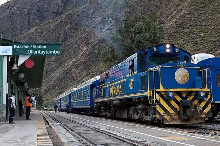 6 Days|| Sacred Valley-Machupicchu-Raimbow mountain-Humantay Lake