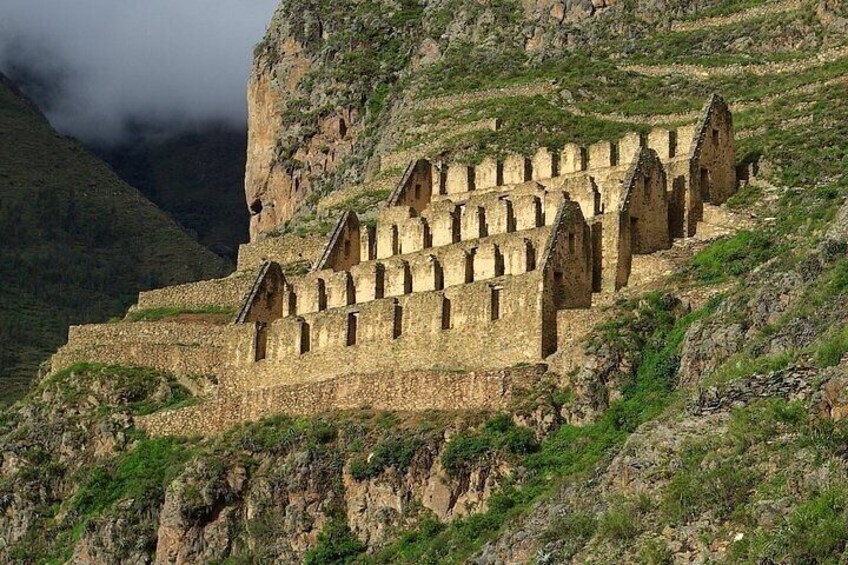 6 Days|| Sacred Valley-Machupicchu-Raimbow mountain-Humantay Lake