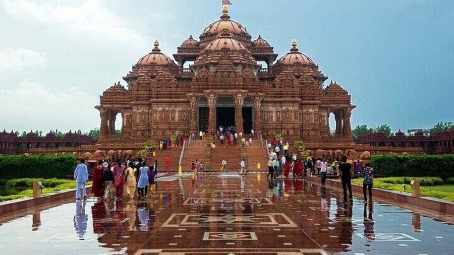 Akshardham Evening Tour and Musical Fountain Show