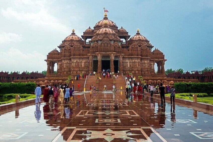 Akshardham Evening Tour and Musical Fountain Show