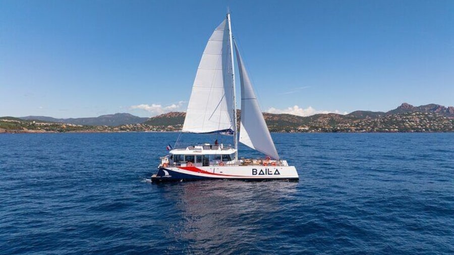 The Morning Discovery of the Esterel in Catamaran Saint Raphael