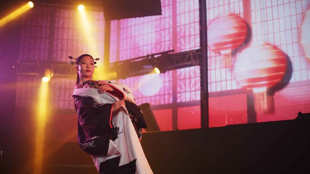 Picture 2 for Activity Tokyo: Shinjuku Ninja Live Show Ticket