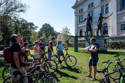 3-hour bike ride through Antwerp (NL)